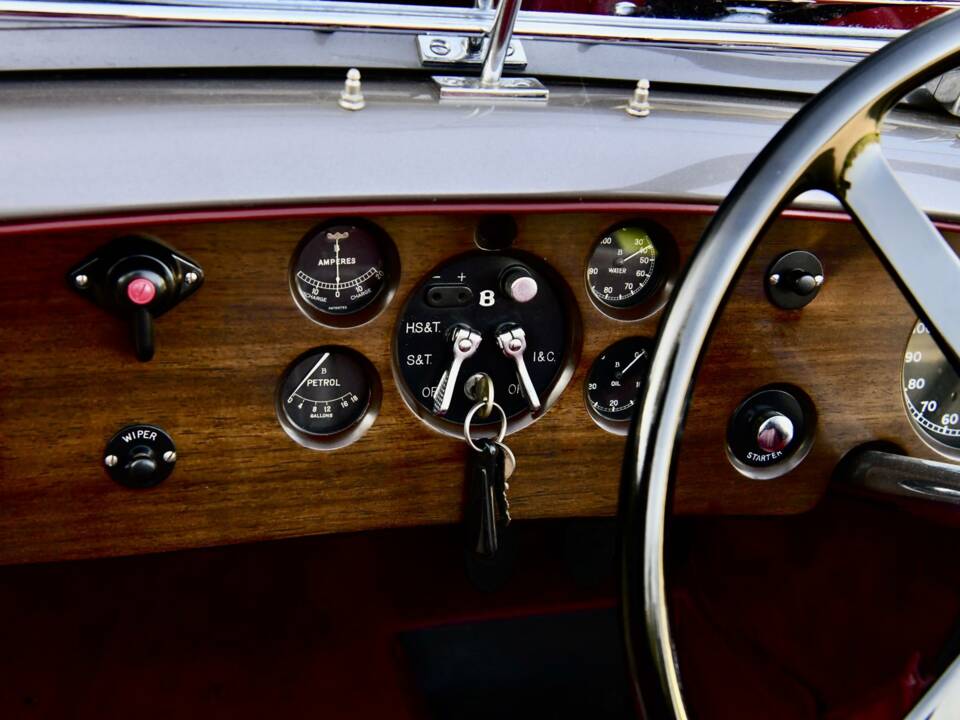 Image 19/35 of Bentley 3 1&#x2F;2 Litre (1934)