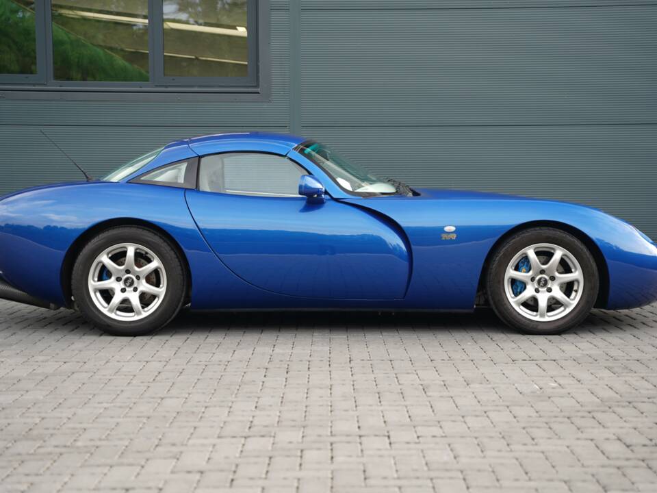 Image 3/50 of TVR Tuscan S (2000)