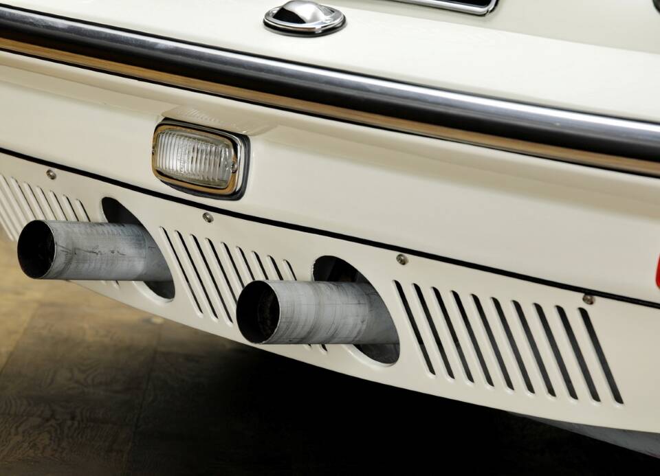 Image 27/39 de Porsche 356 B Carrera 2/2000 GS (1963)