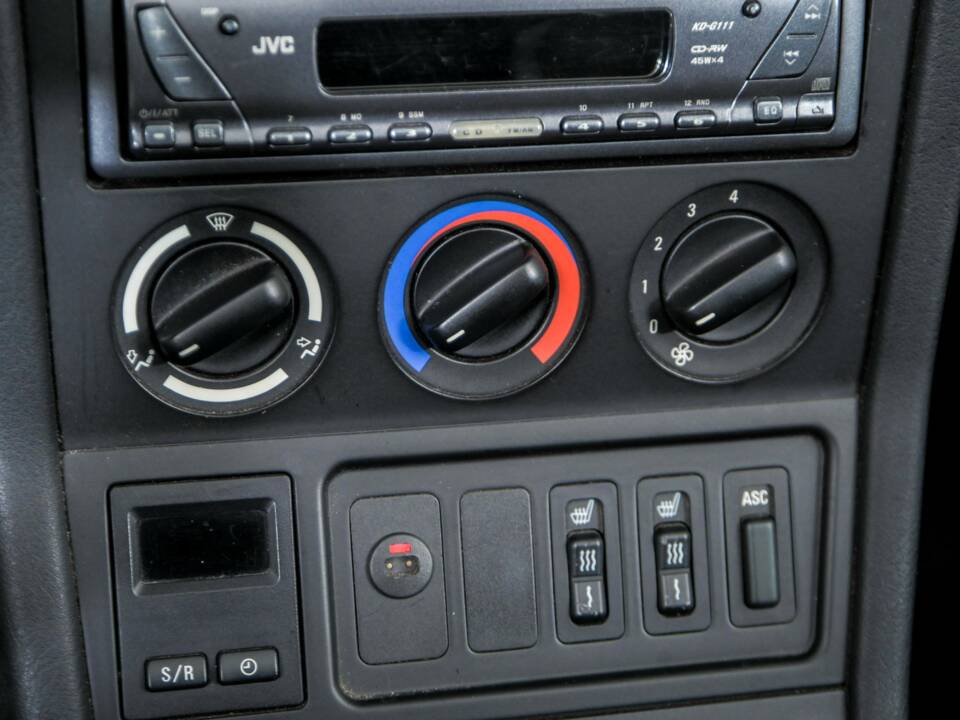 Immagine 24/50 di BMW Z3 2.8 (1998)