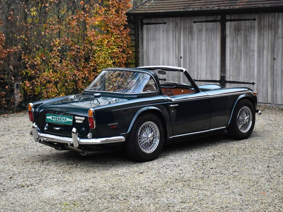 Image 11/29 of Triumph TR 5 PI (1968)