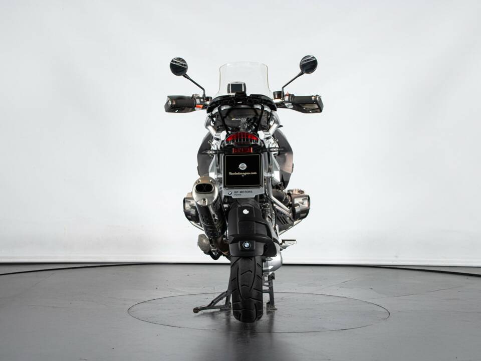 Image 3/50 of BMW DUMMY (2010)