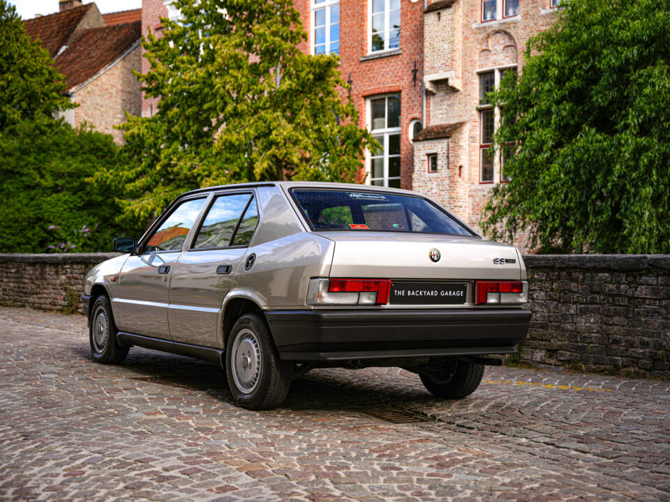 Immagine 3/39 di Alfa Romeo 33 - 1.3 S (1987)