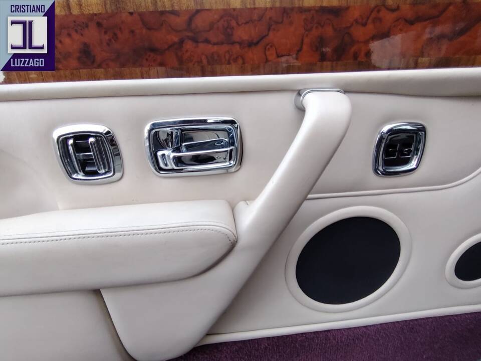 Bild 77/98 von Bentley Continental S (1995)