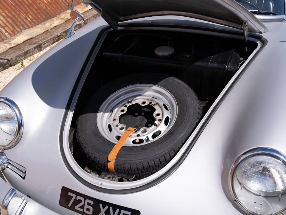 Afbeelding 27/39 van Porsche 356 B 1600 Roadster (1960)