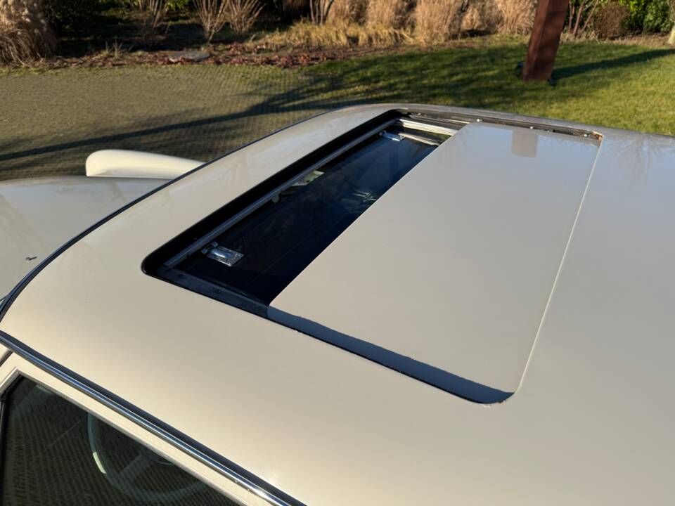 Image 11/44 of Mercedes-Benz 280 SEL 3,5 (1971)