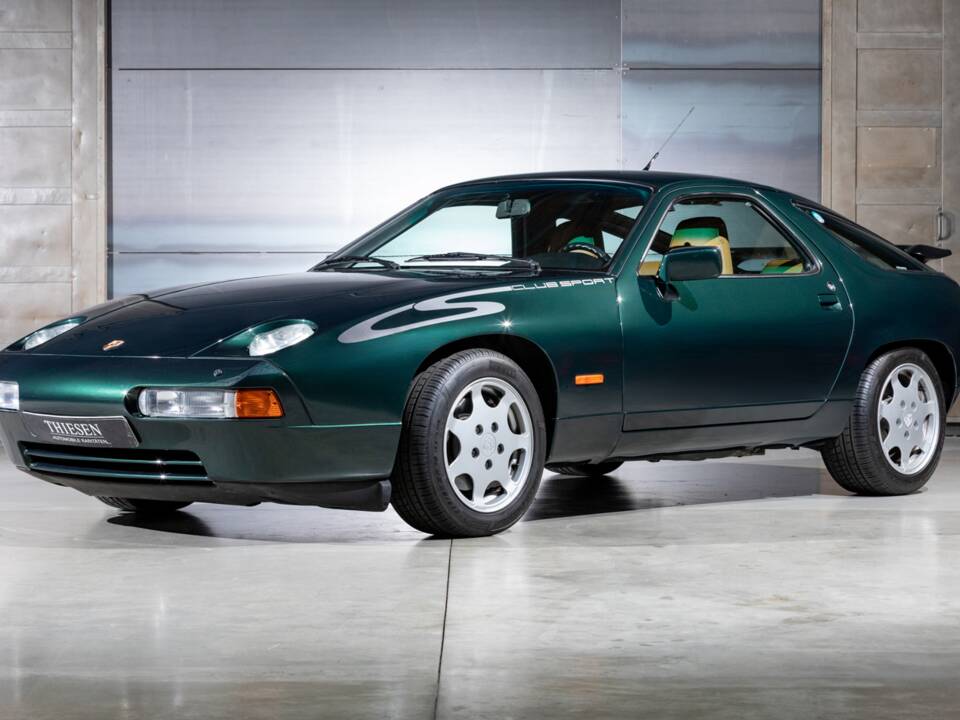 Immagine 1/22 di Porsche 928 S4 Clubsport (1988)
