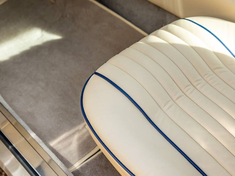 Bild 40/76 von Aston Martin Vantage (1979)