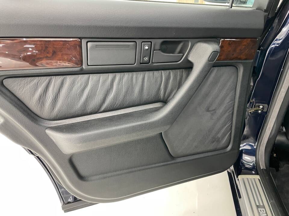 Afbeelding 14/30 van BMW 525tds (1995)