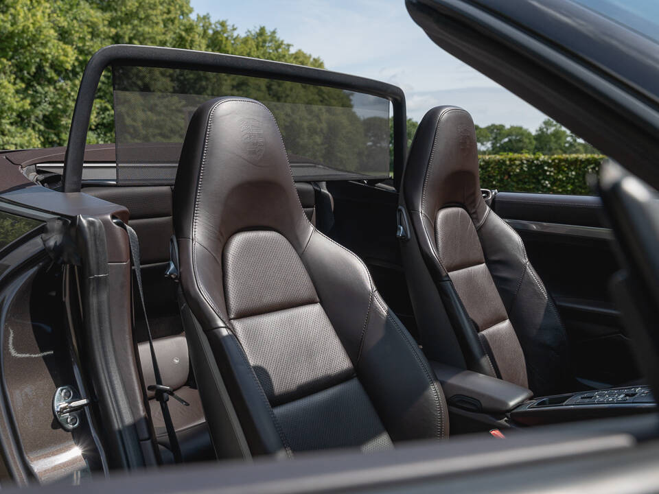 Image 10/28 de Porsche 911 Carrera S (2012)