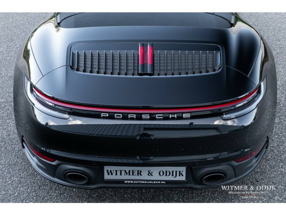 Image 19/44 of Porsche 911 Carrera (2020)