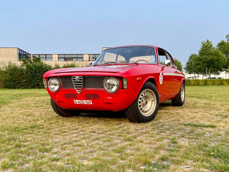 Afbeelding 29/51 van Alfa Romeo Giulia GTA 1300 Junior (1968)