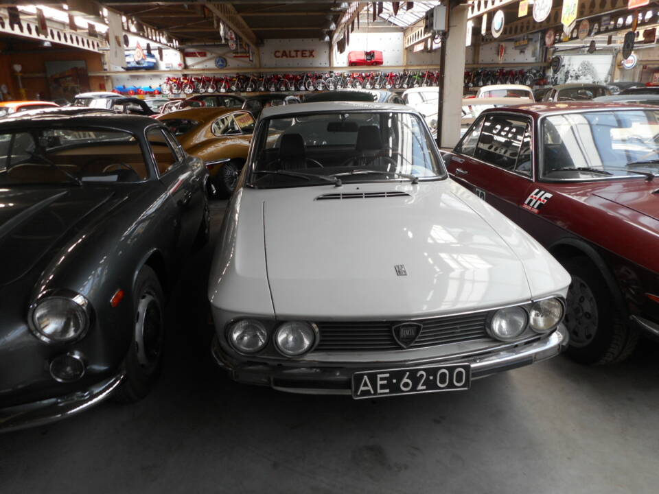 Immagine 4/50 di Lancia Fulvia Sport 1.3 (1971)