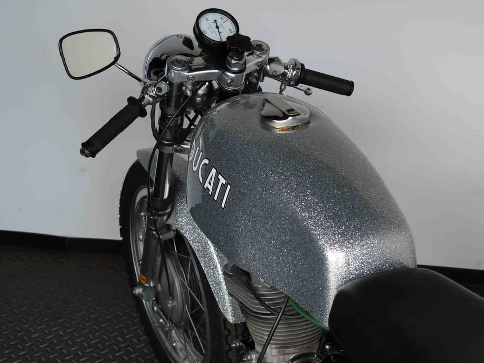 Image 11/64 of Ducati 350 Desmo (1971)