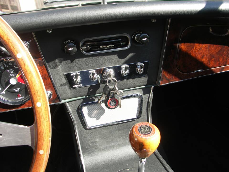 Image 11/40 of Austin-Healey 3000 Mk III (BJ8) (1965)
