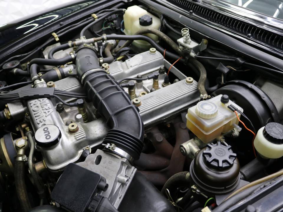 Imagen 30/38 de Alfa Romeo 2.0 Spider (1990)