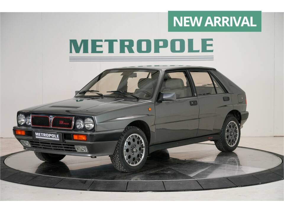 Image 1/46 of Lancia Delta HF Integrale (1988)