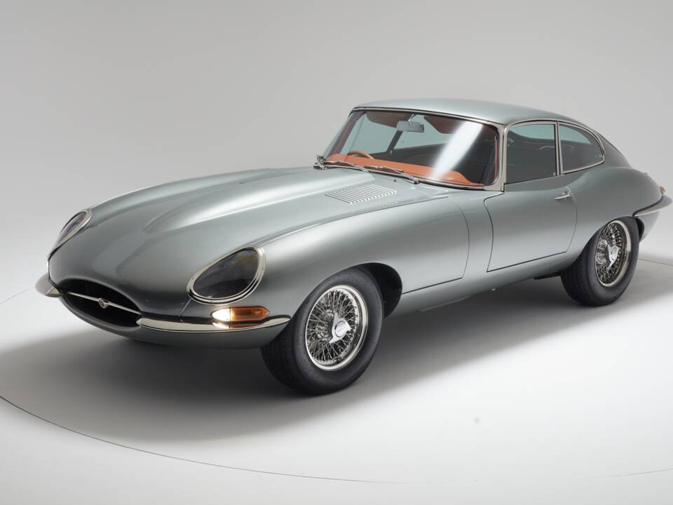 Bild 25/50 von Jaguar E-Type 3.8 Helm (1963)