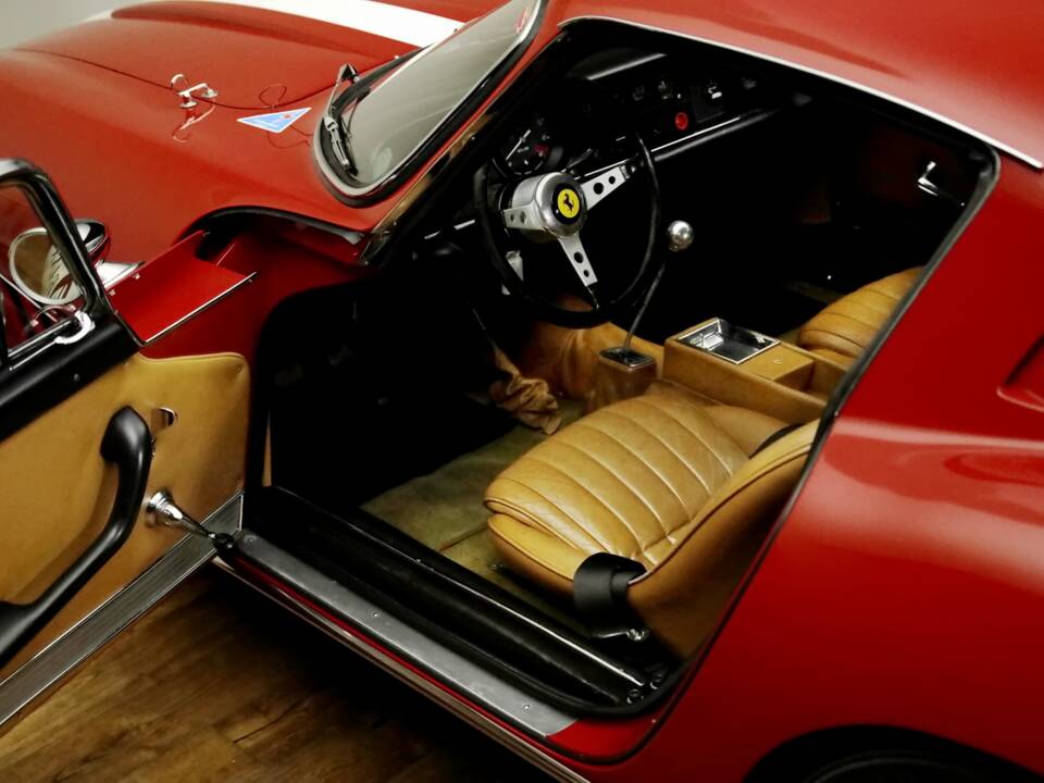 Bild 8/21 von Ferrari 275 GTB/4 (1967)