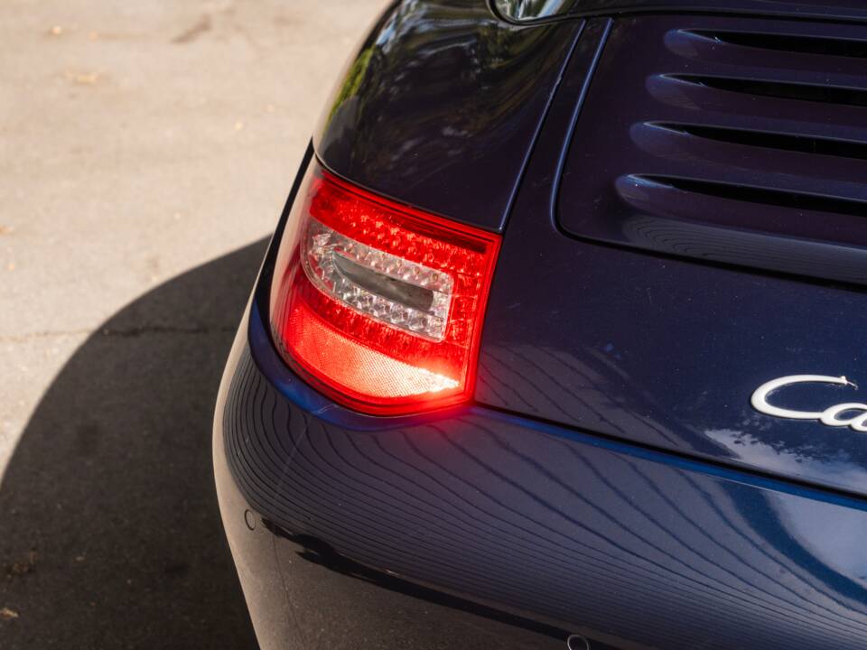 Image 44/54 of Porsche 911 Carrera GTS (2011)
