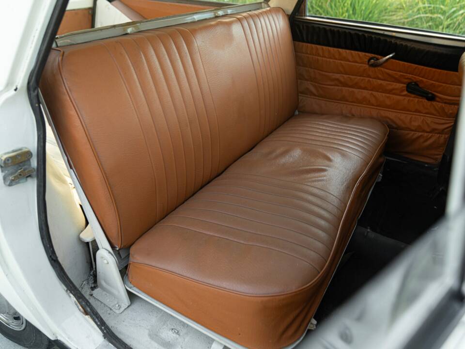 Immagine 29/50 di Peugeot 404 Familiale (1965)