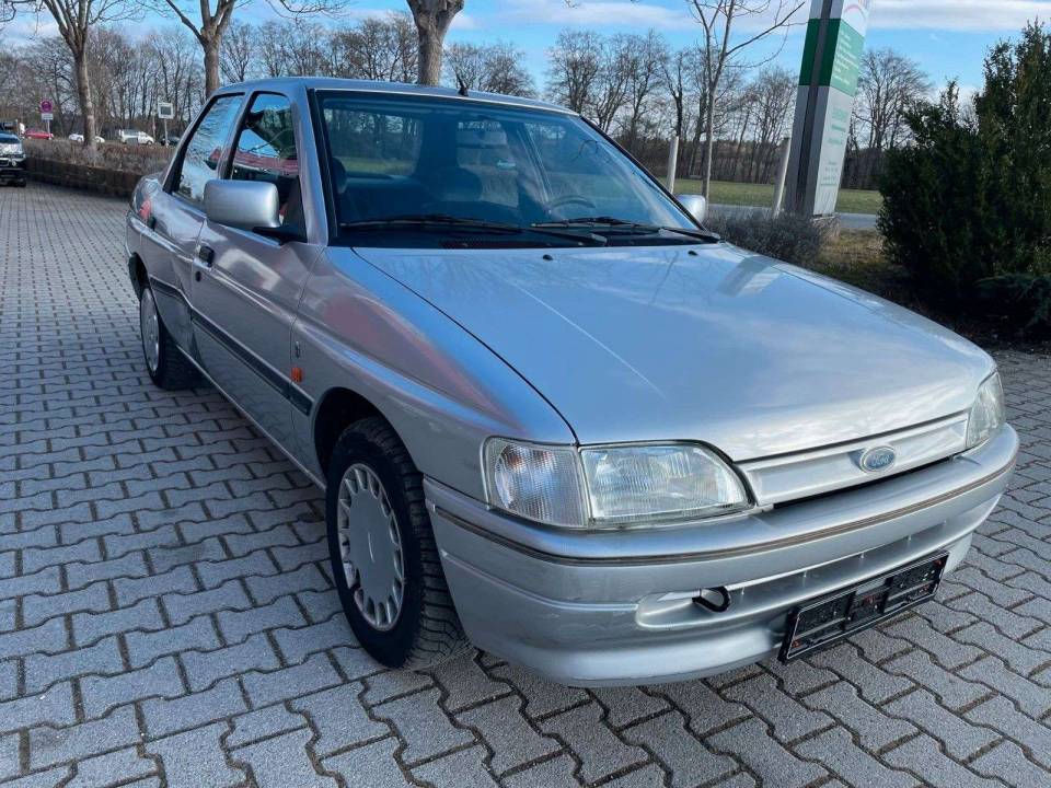 Image 3/16 of Ford Orion 1.4 (1991)