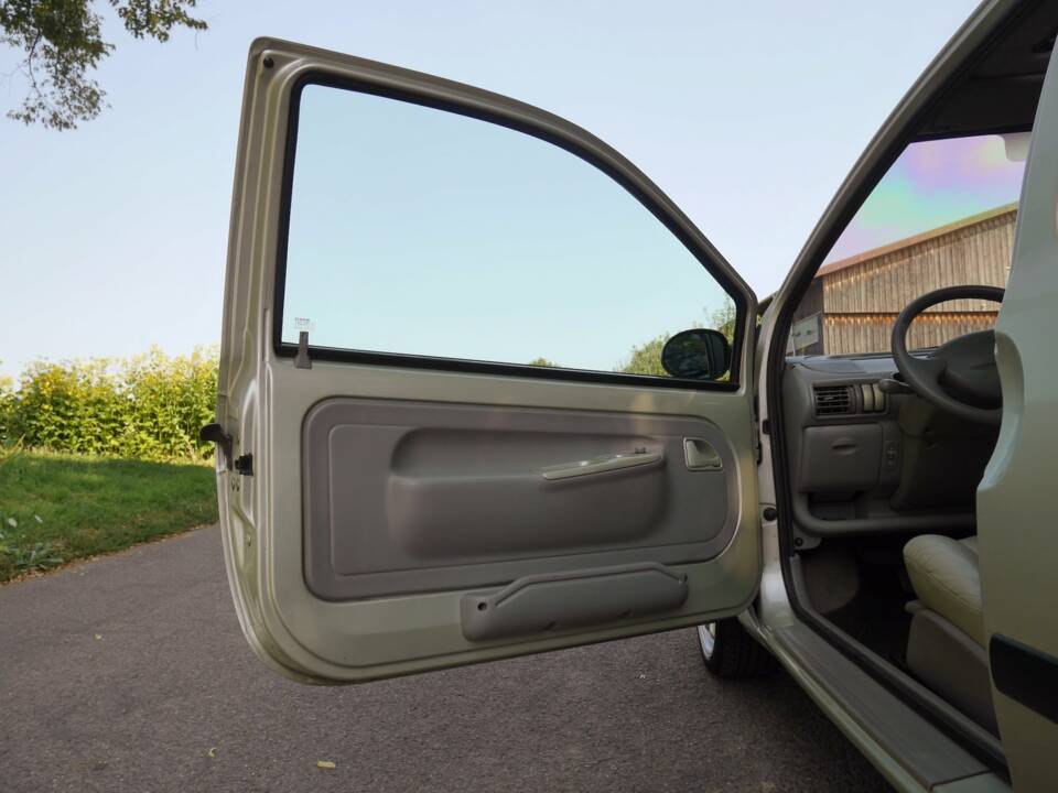 Bild 23/24 von Renault Twingo 1.2 (2000)