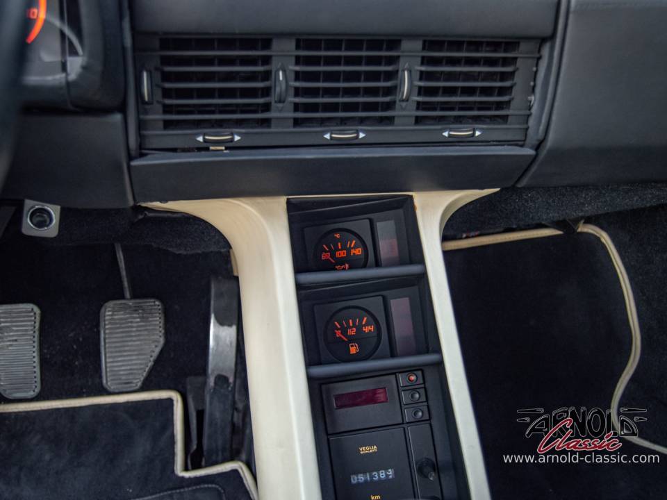 Bild 16/29 von Ferrari Testarossa (1987)