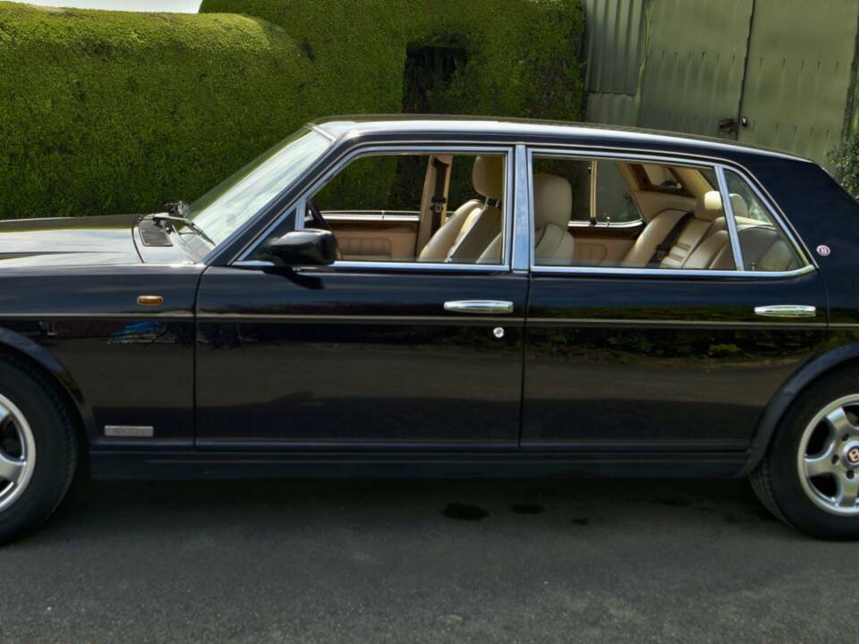Image 10/50 of Bentley Turbo RT (1997)