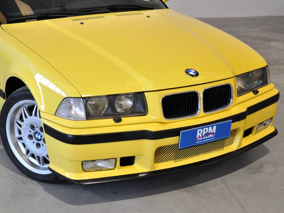 Image 2/31 of BMW M3 (1994)