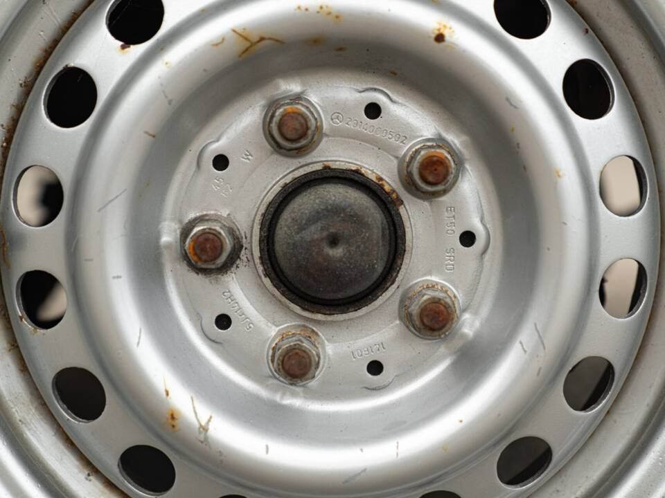 Image 19/50 of Mercedes-Benz 220 S b (1967)