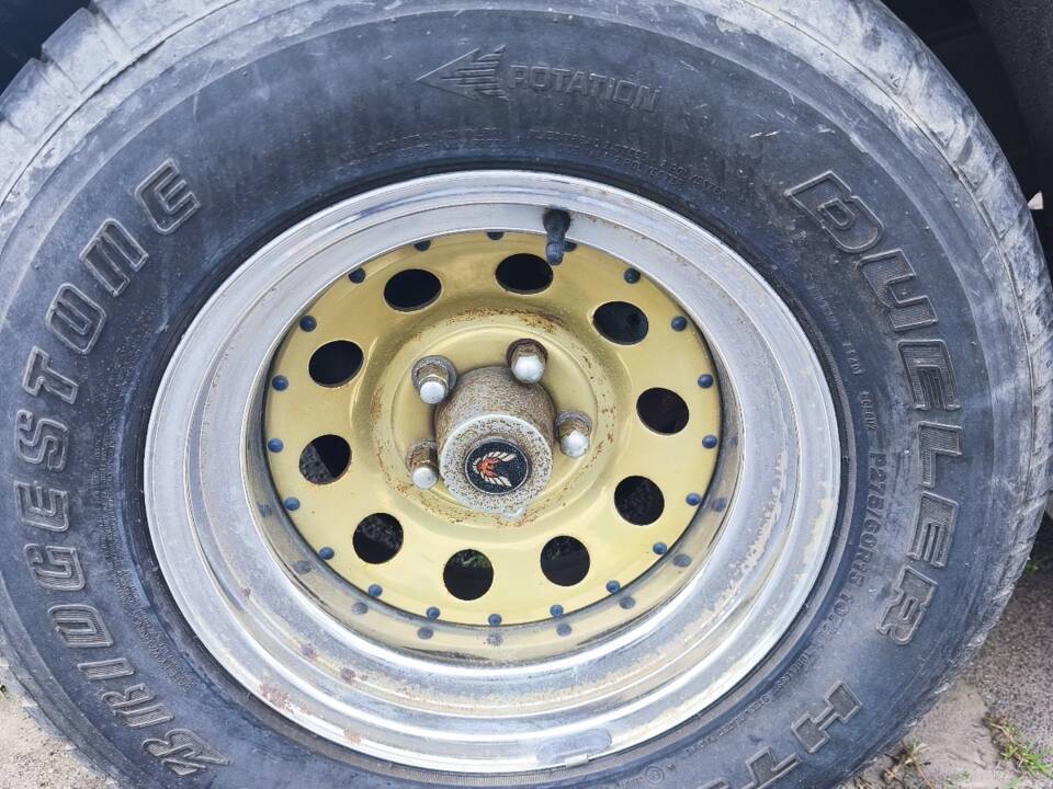 Immagine 121/143 di Dodge B 200 Sportsman (1978)