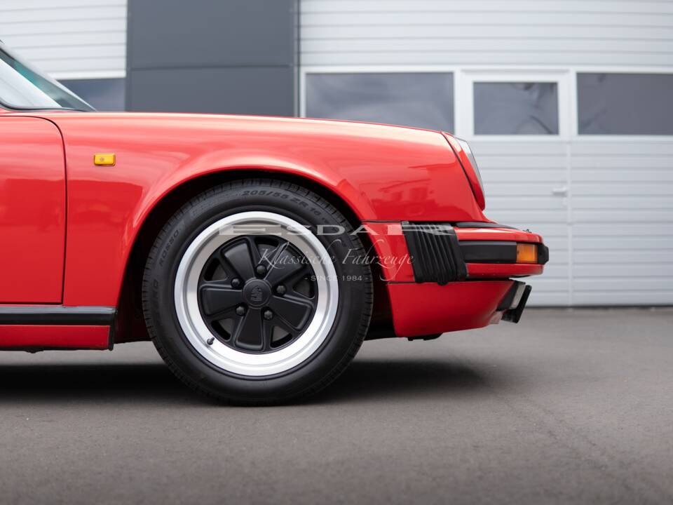 Bild 11/31 von Porsche 911 Carrera 3.2 (1988)