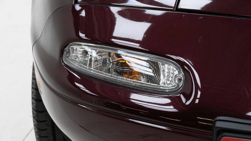 Afbeelding 13/15 van Mazda MX-5 1.6 (1996)