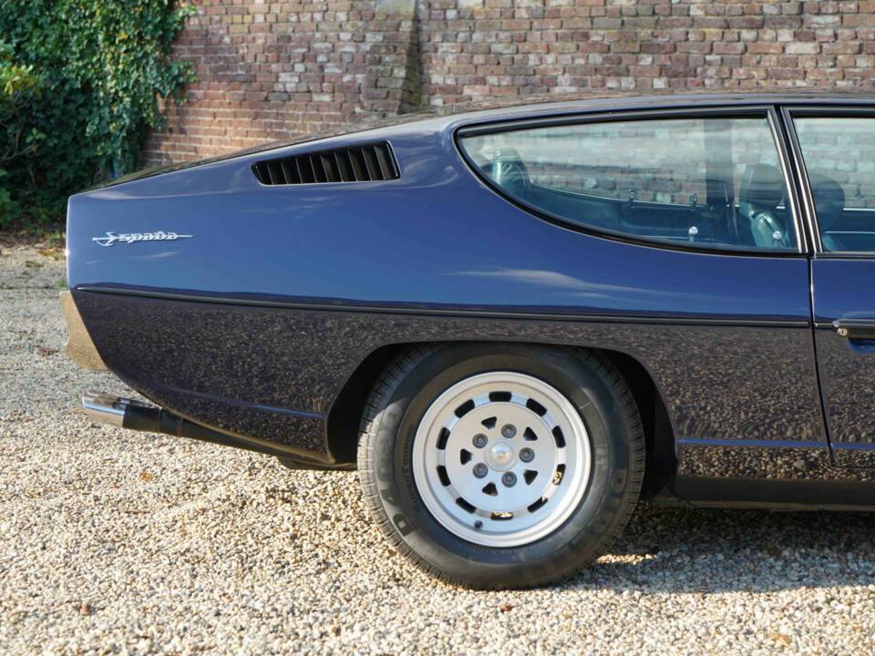 Bild 47/50 von Lamborghini Espada 400 GT (1973)