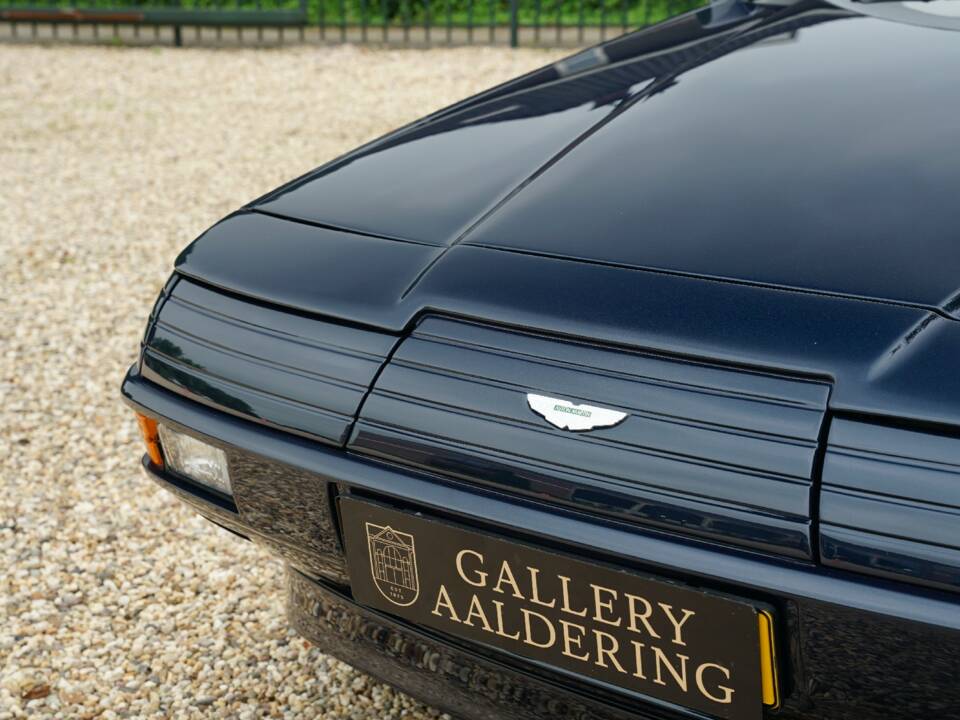 Bild 17/50 von Aston Martin V8 Zagato Vantage Volante (1990)