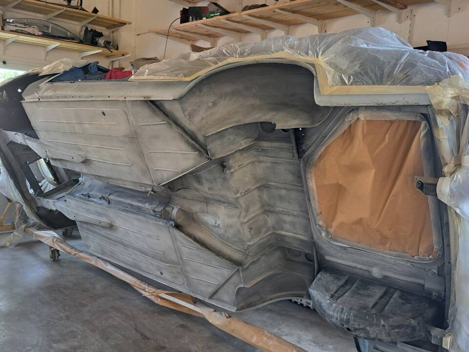 Image 42/46 of Peugeot 404 Coupé (1967)