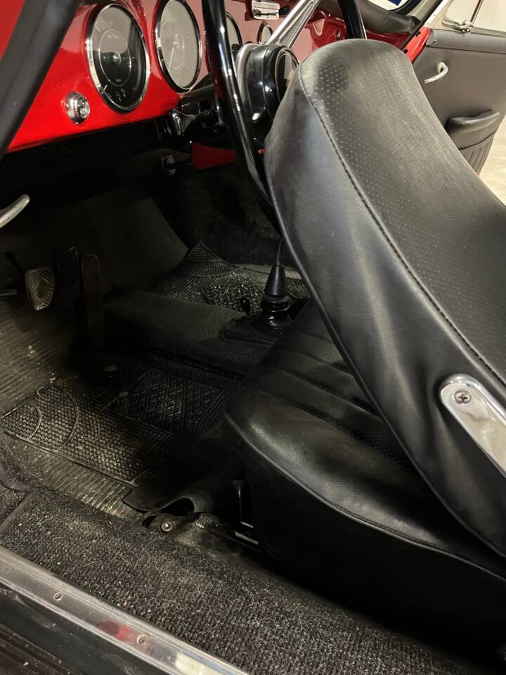 Bild 13/16 von Porsche 356 C 1600 SC (1964)