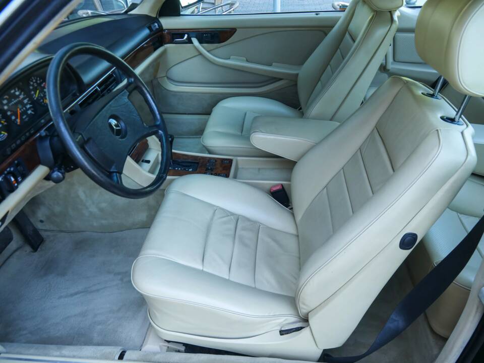 Bild 23/50 von Mercedes-Benz 560 SEC (1987)