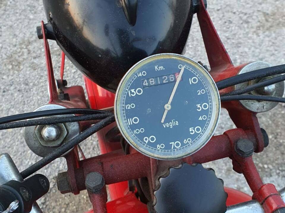 Image 6/12 of Moto Guzzi DUMMY (1952)