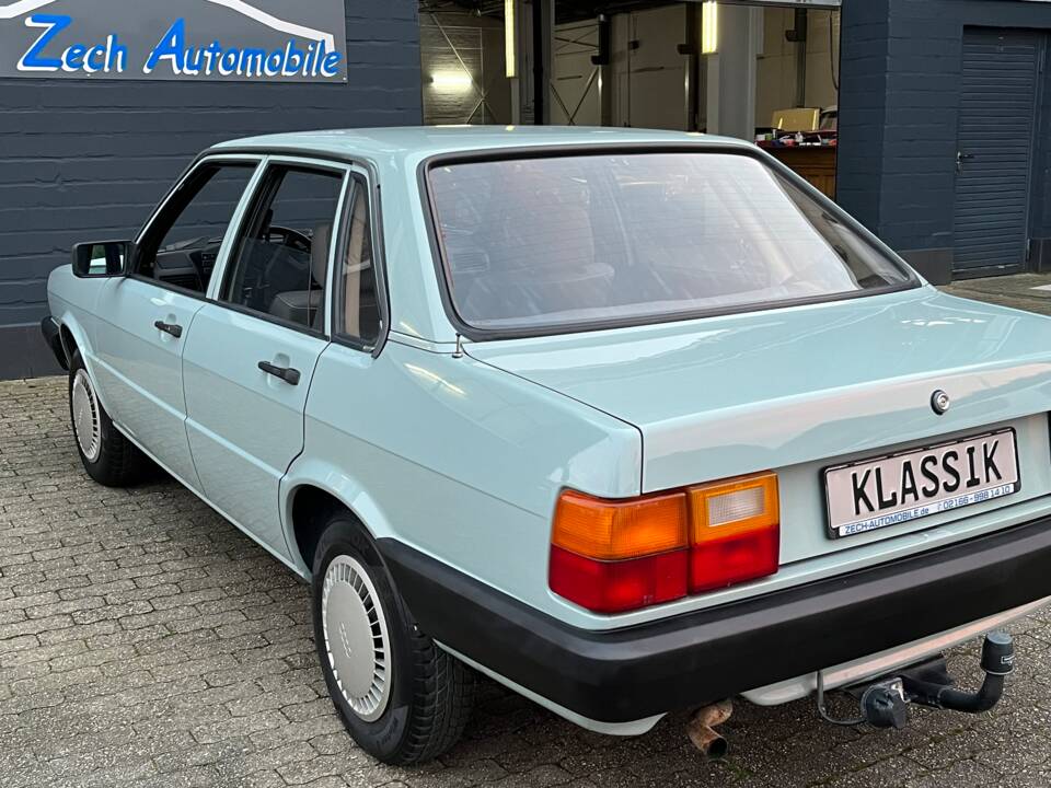 Image 10/29 de Audi 80 Diesel (1985)