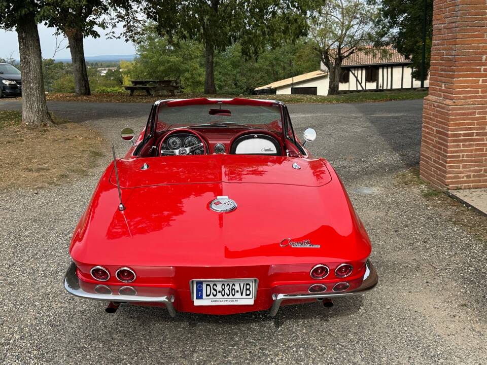 Image 8/64 of Chevrolet Corvette Sting Ray Convertible (1964)
