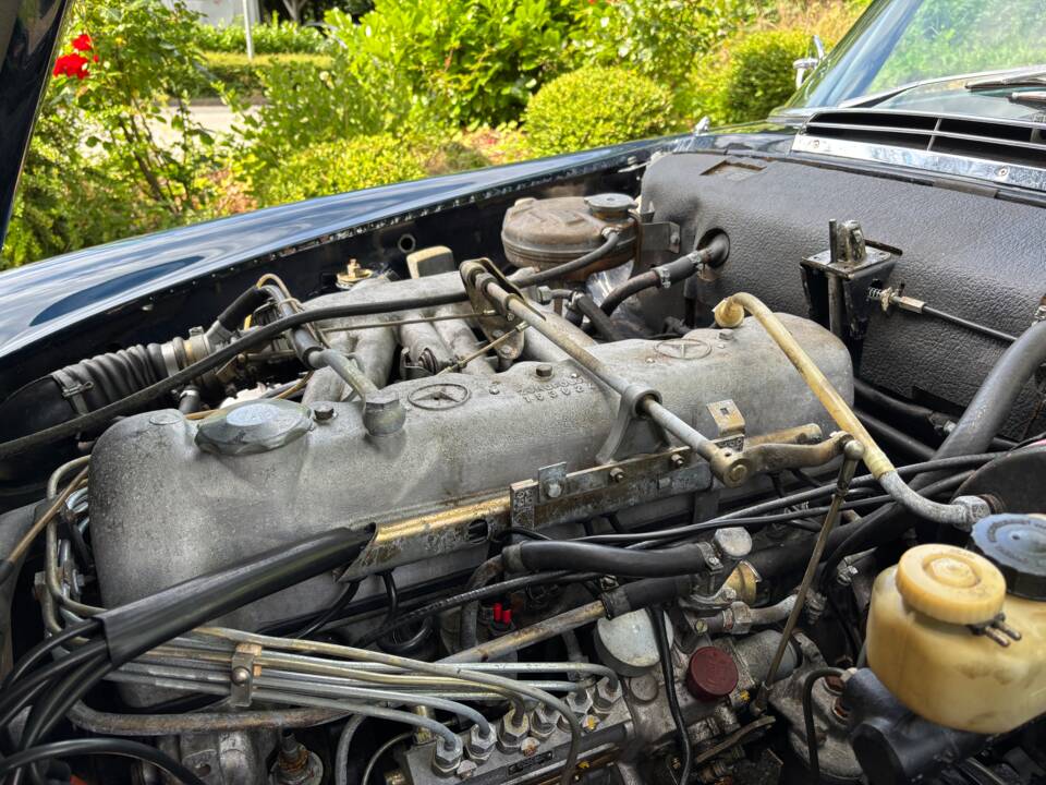 Imagen 20/53 de Mercedes-Benz 230 SL (1965)