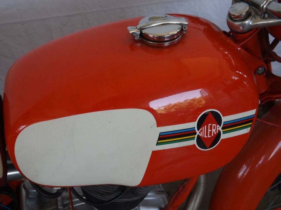 Image 10/50 de Gilera Giubileo 150 (1963)
