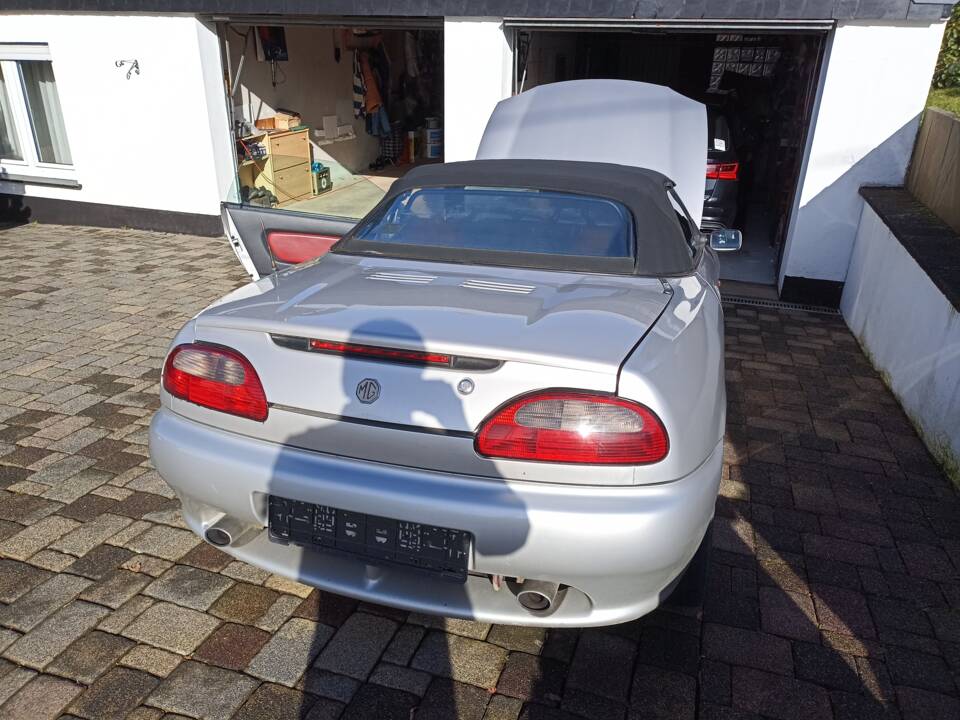 Bild 9/16 von MG F 1.8i (1999)