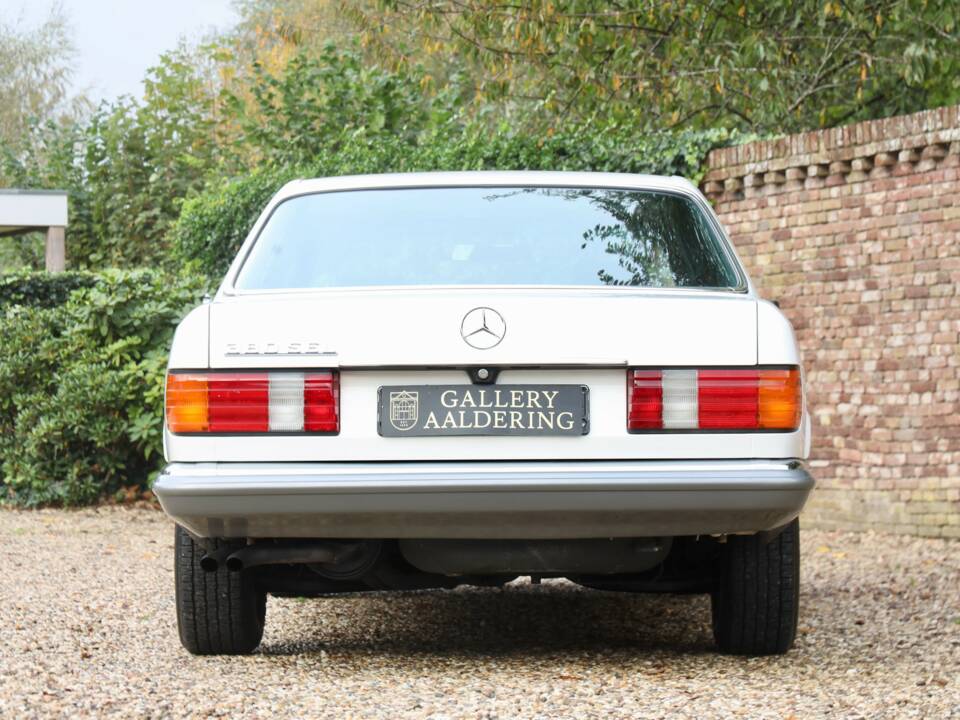 Bild 6/50 von Mercedes-Benz 380 SEL (1983)