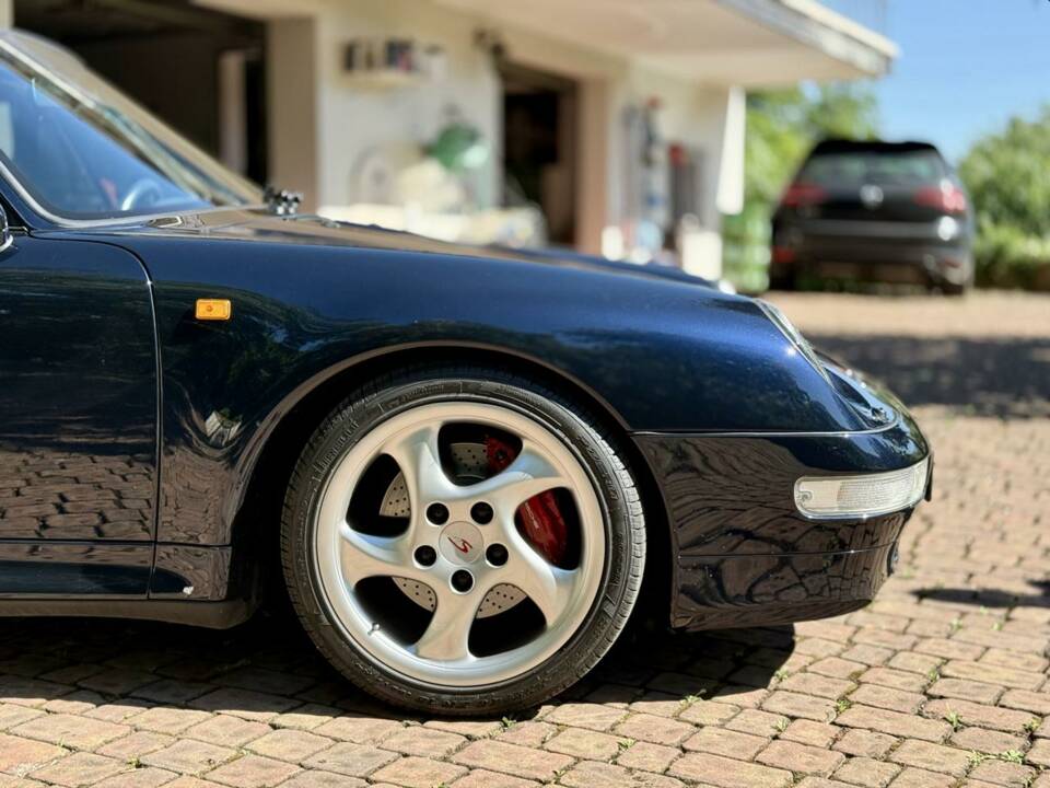 Afbeelding 19/33 van Porsche 911 Carrera 4S (1996)