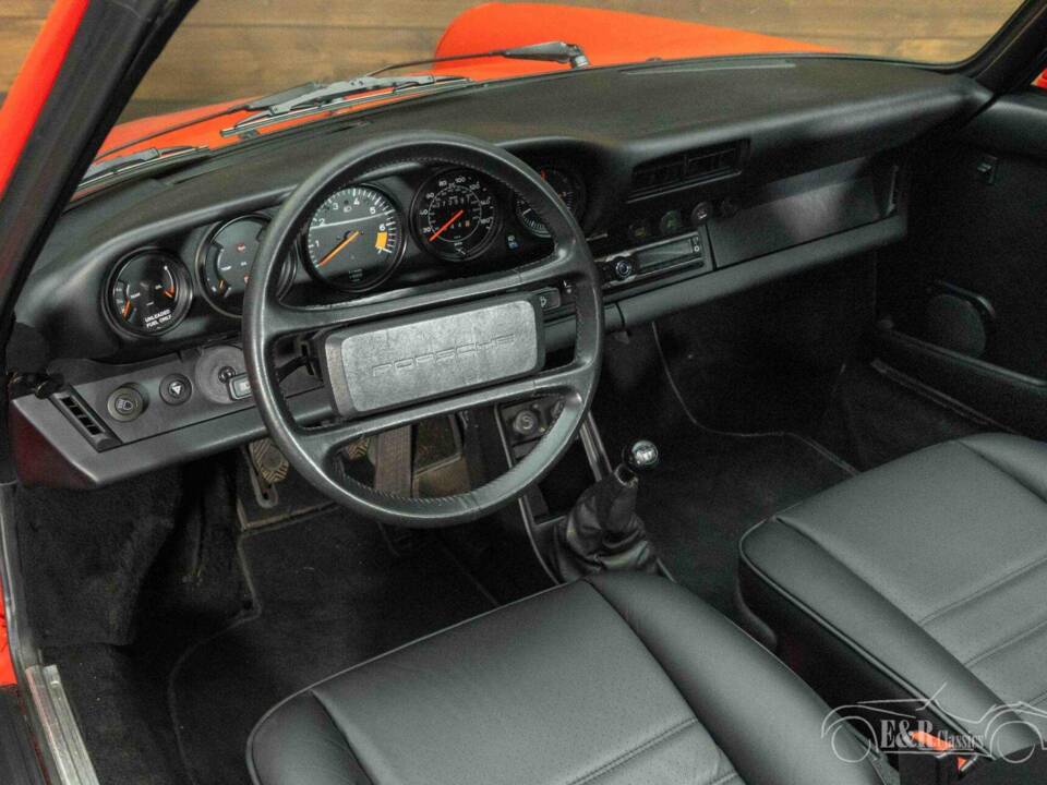 Bild 2/19 von Porsche 911 Carrera 3.2 (1985)