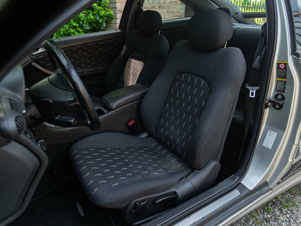 Image 24/50 of Mercedes-Benz C 320 Sportcoupé (2003)