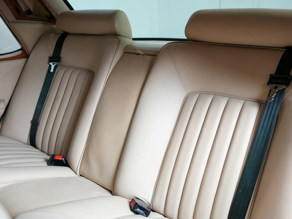 Image 5/48 of Rolls-Royce Silver Spirit (1983)